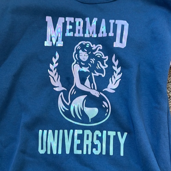 "Mermaid University" Graphic Sweatshirt - Girls L 10/12 - Picture 2 of 4